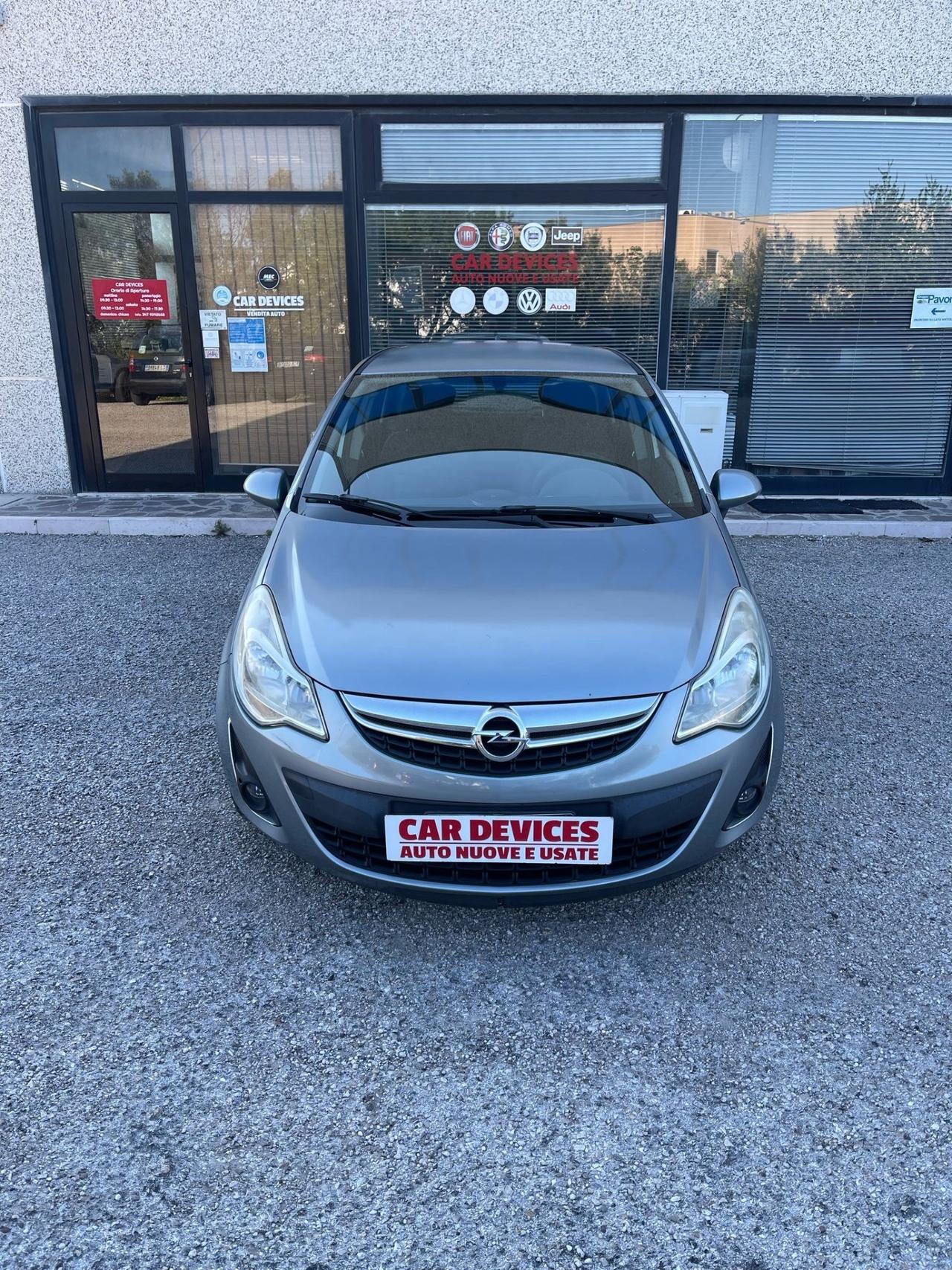Opel Corsa 1.2 - GPL - NEOPATENTATI