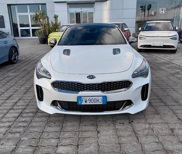 Kia Stinger 3.3 T-GDI AWD AT8 GT