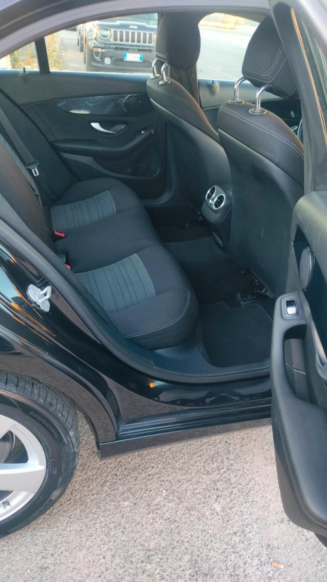 Mercedes-benz C 200 d Auto Premium
