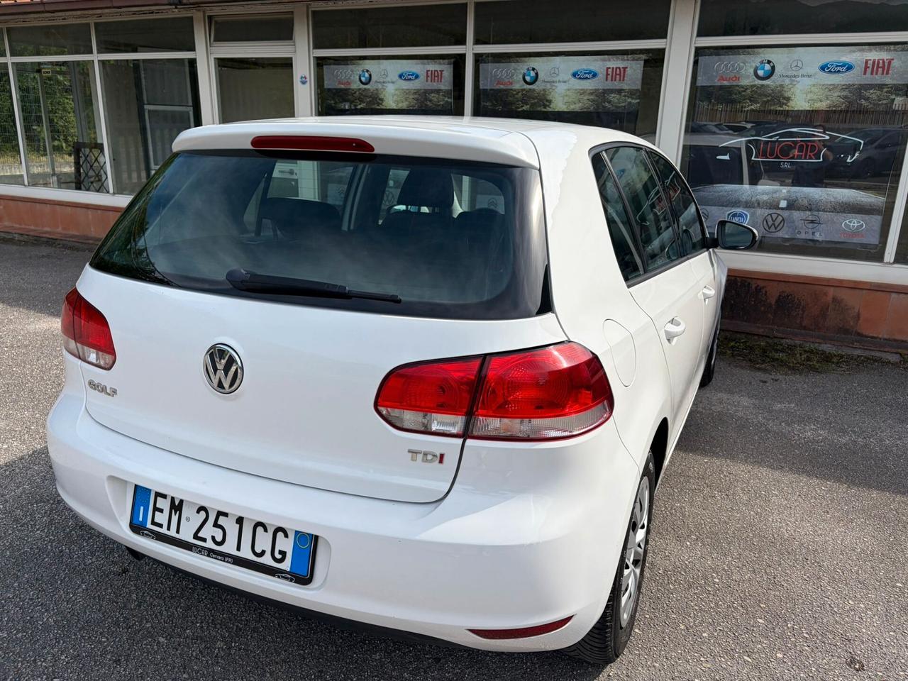 VOLKSWAGEN GOLF 1.6 TDI 105 CV 5P 127.000 KM