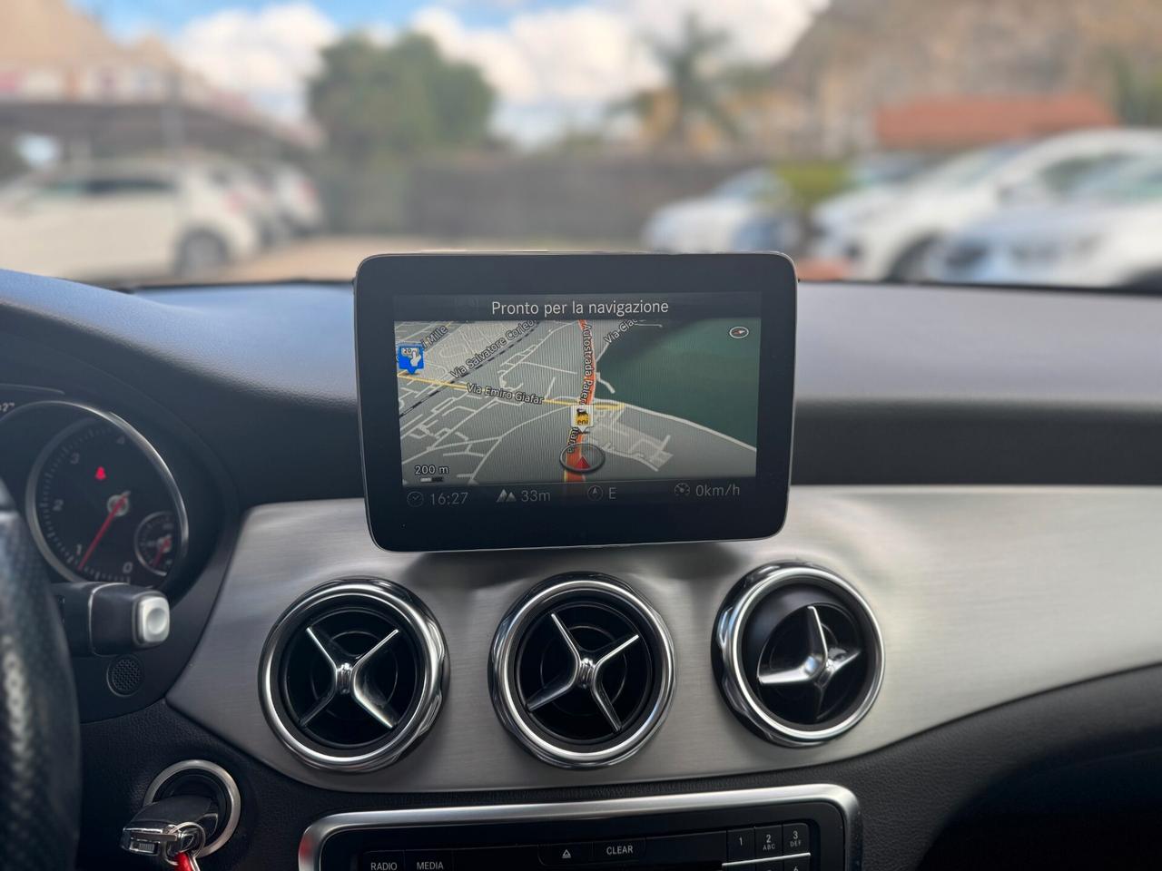 Mercedes-benz GLA 200 d Premium GRIGIO OPACO