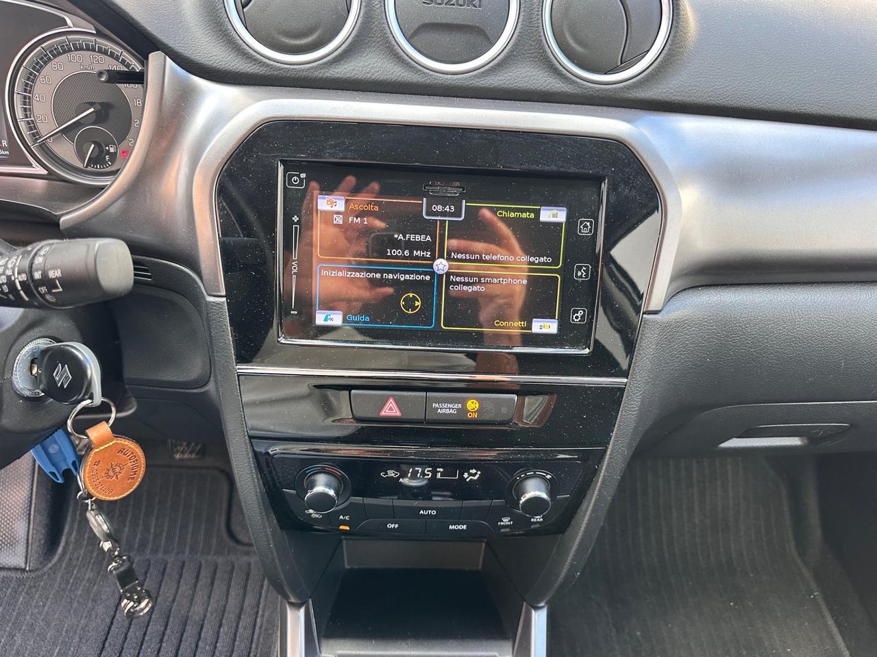 Suzuki Vitara 1.4 Hybrid Top