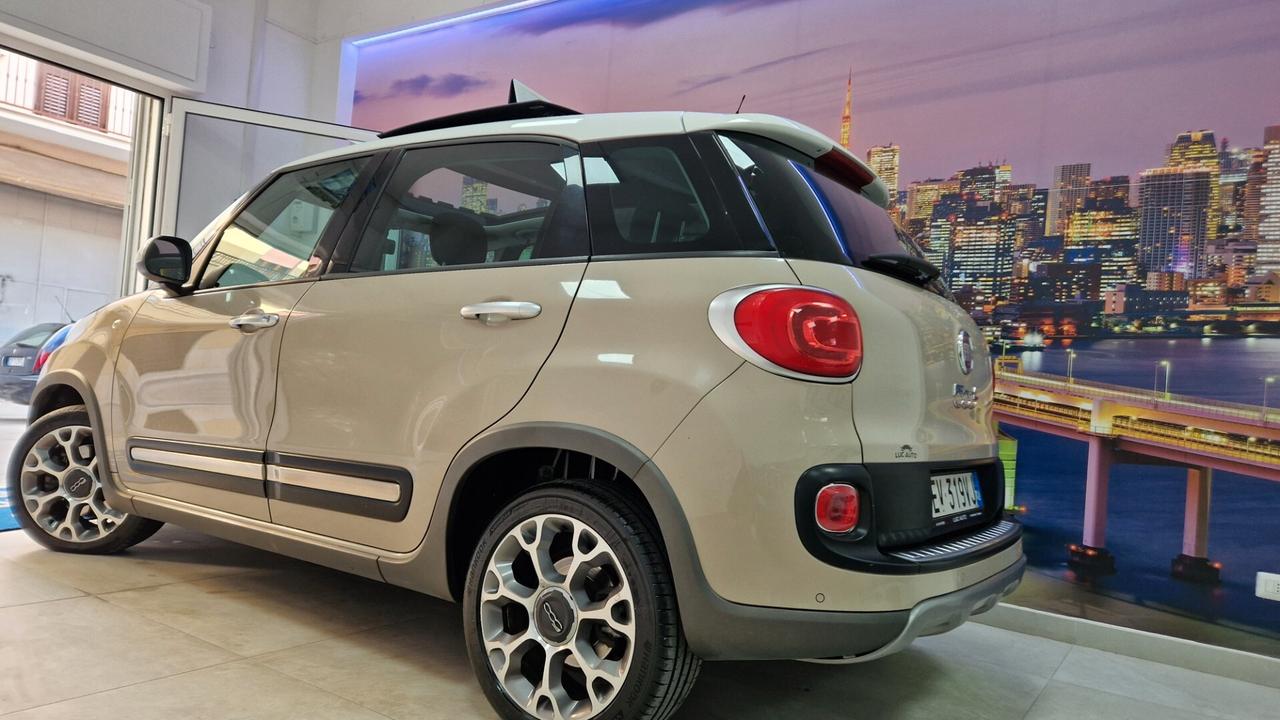 Fiat 500L 1.6 Multijet 120 CV Trekking tetto apribile