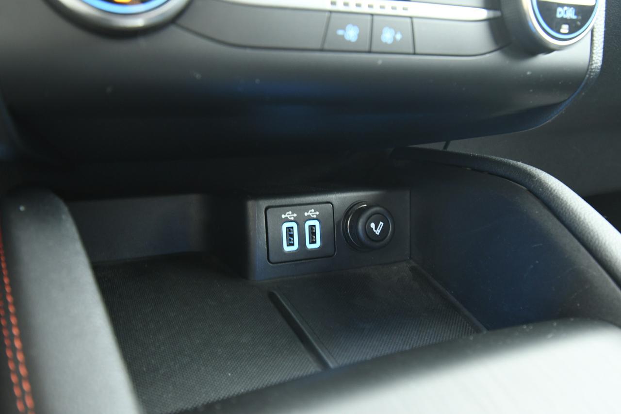 FORD Kuga 1.5 ecoblue ST-Line 2wd 120cv auto NEOPATENTATI+CAMERA