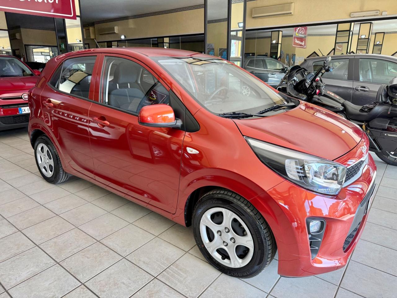 Kia Picanto 1.0 12V 5 porte Urban