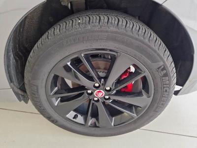 Jaguar F-Pace 2.0 i4 R-Dynamic Black awd 250cv auto