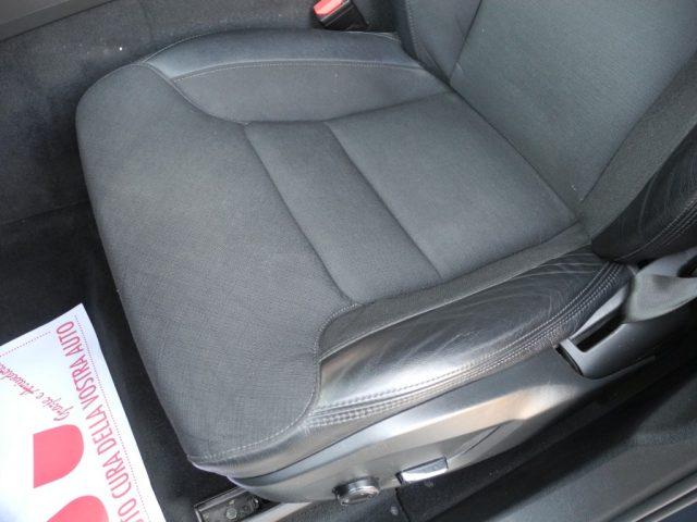 VOLVO XC60 2.0 D AWD Geartronic Business Plus Hybrid autom.