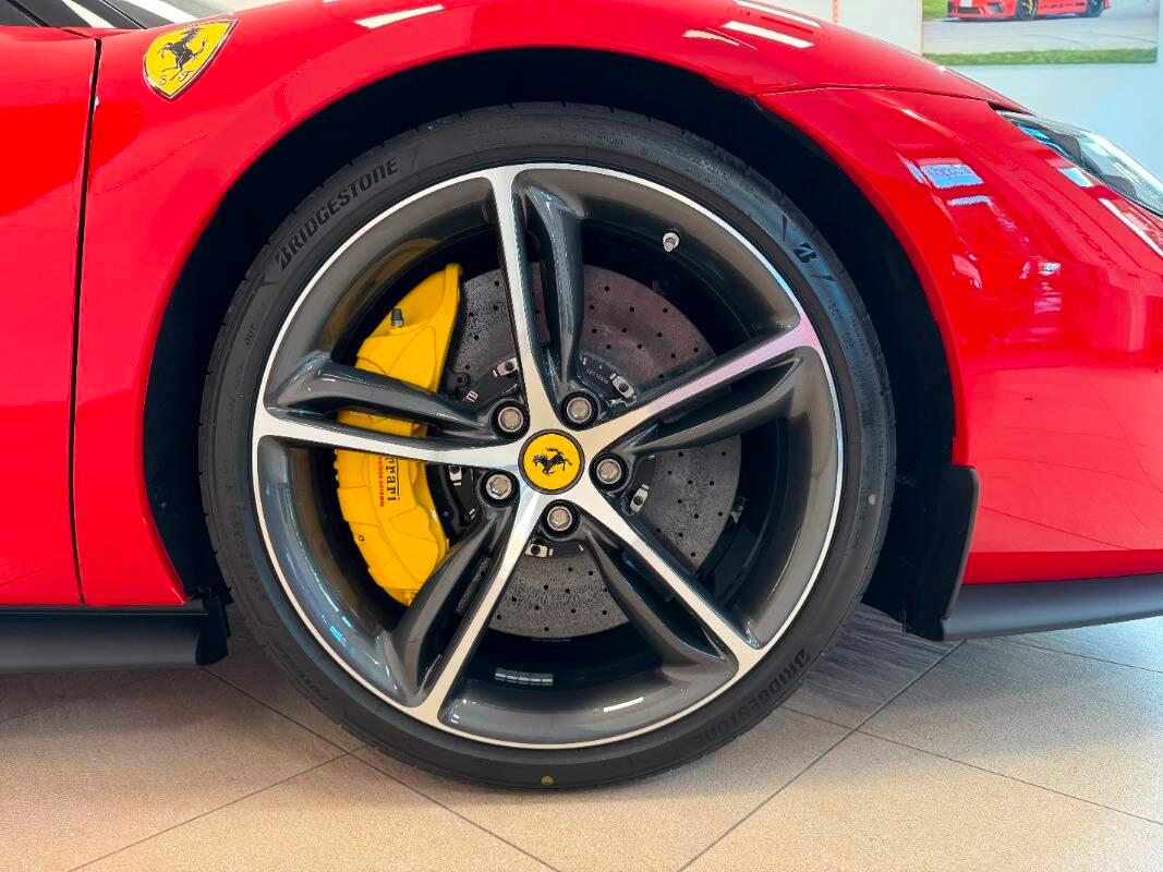 Ferrari 296 GTS - Lift - Carbonio - ADAS - 360 - Sed. Ventilati