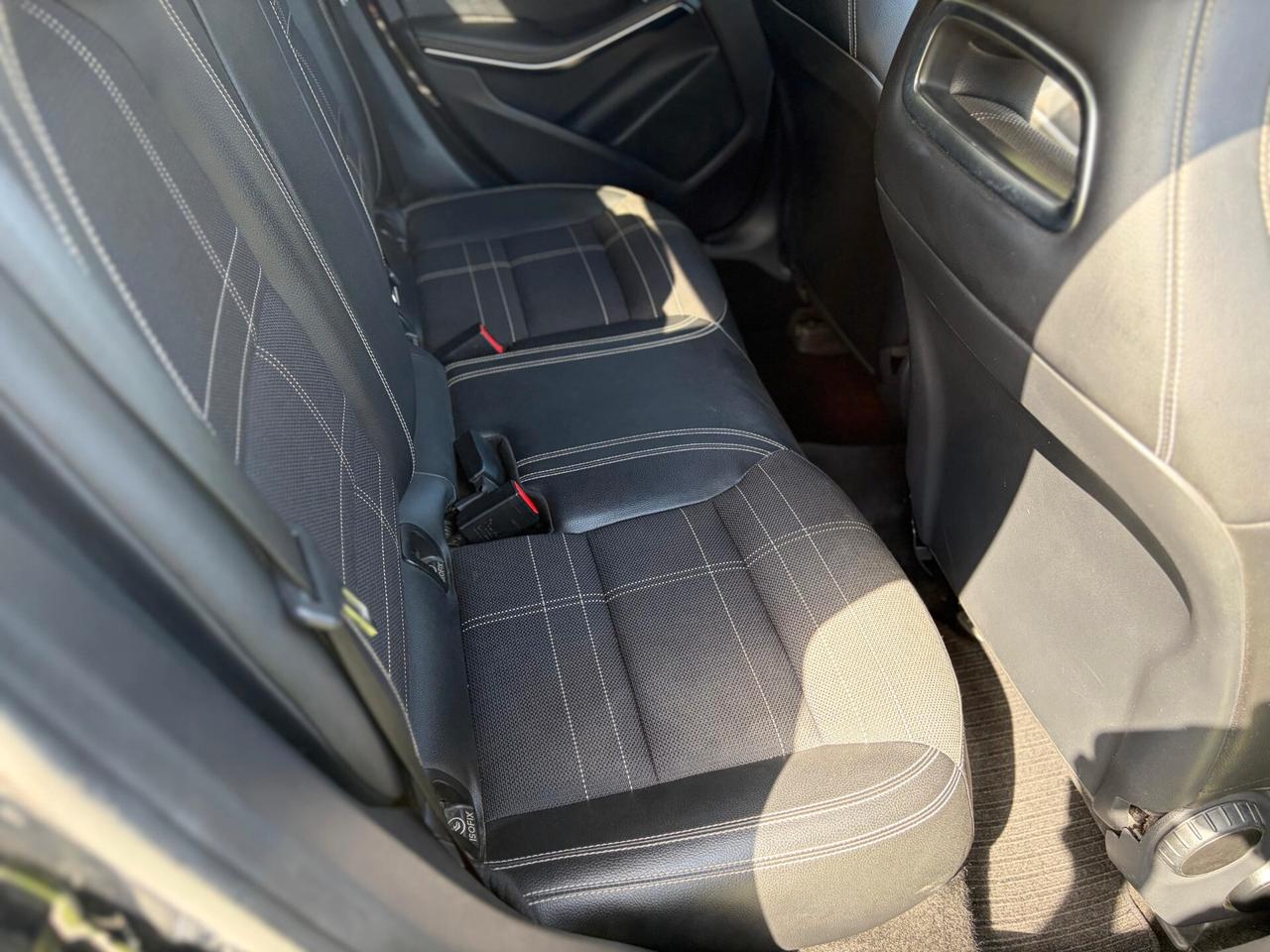 Mercedes-benz CLA 220 CDI Automatic Premium