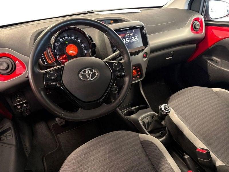 Toyota Aygo 1.0 VVT-i x-play