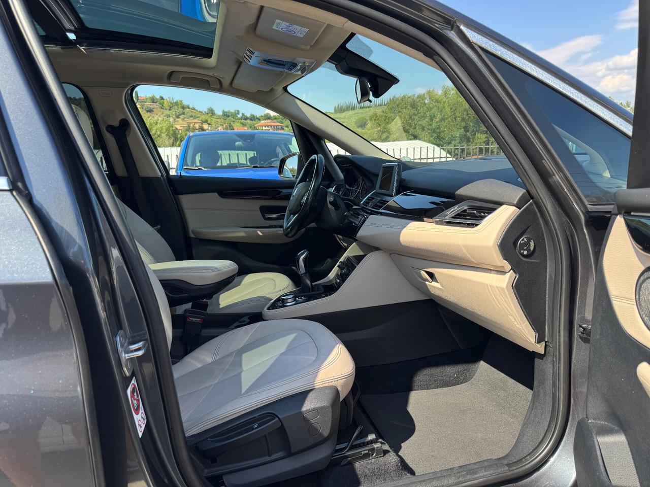 BMW 218d Active Tourer LUXURY/TETTO/FULL LED/PELLE