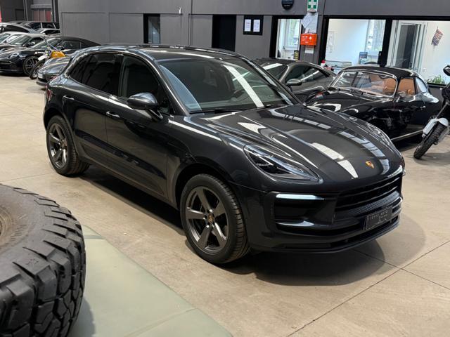 PORSCHE Macan 2.0