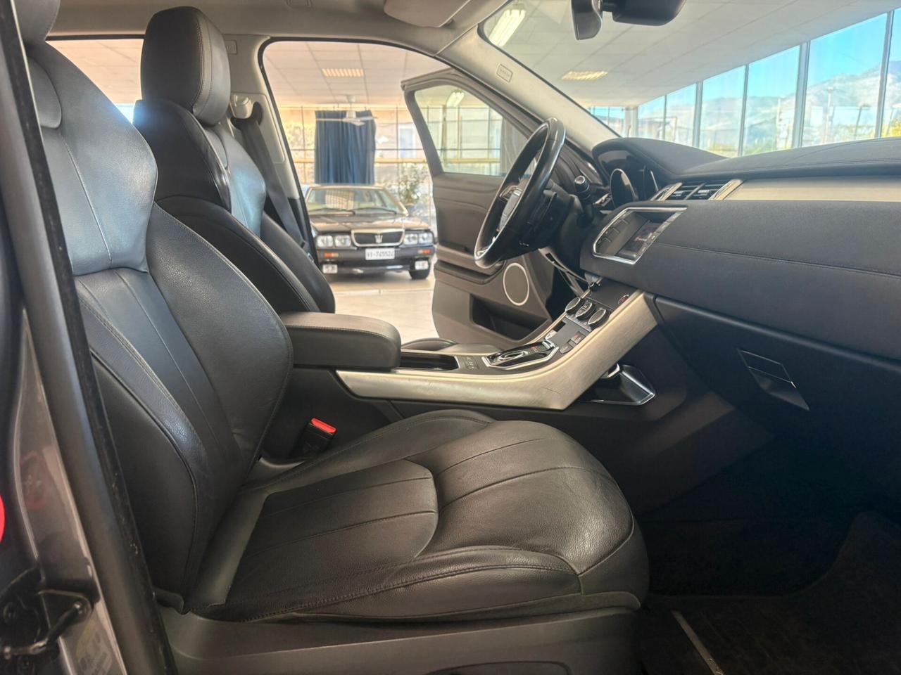 Land Rover Range Evoque 2.0 eD4 5p. SE Dynamic