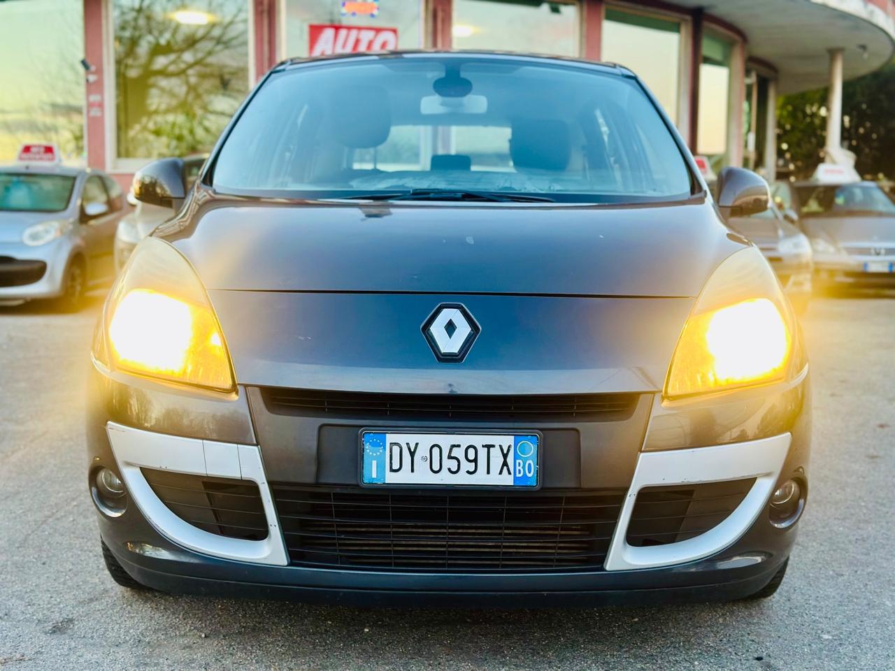 Renault Scénic X-Mod 1.5 dCi 110CV Luxe ok neopatentati