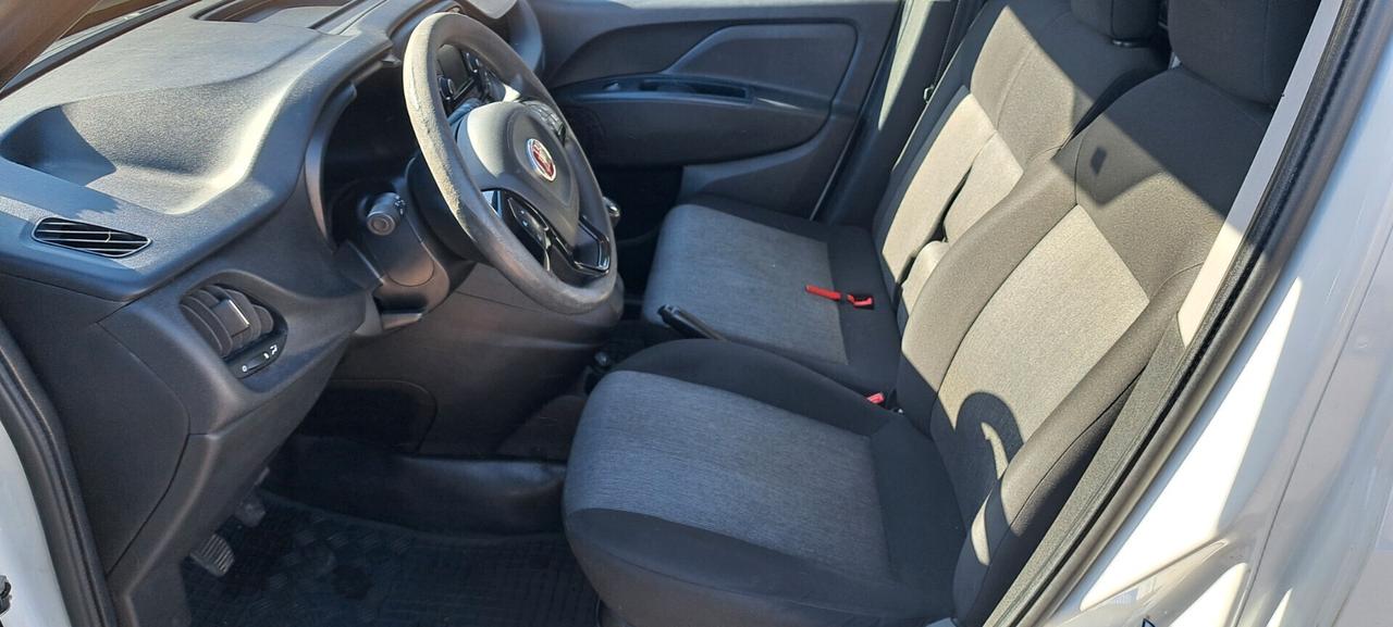 Fiat Doblo Doblò 1.6 MJT 105CV PL-TN Cargo Maxi Lamierato SX 3 posti