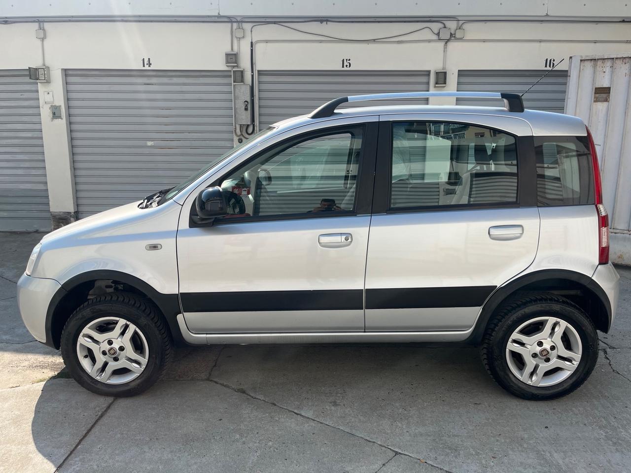 Fiat Panda 1.3 MJT 16V DPF 4x4 Climbing ELD