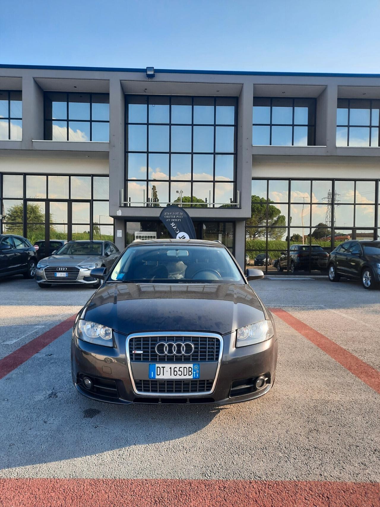 Audi A3 2.0 16V TDI ESTERNO S-LINE Ambition 170 cavalli