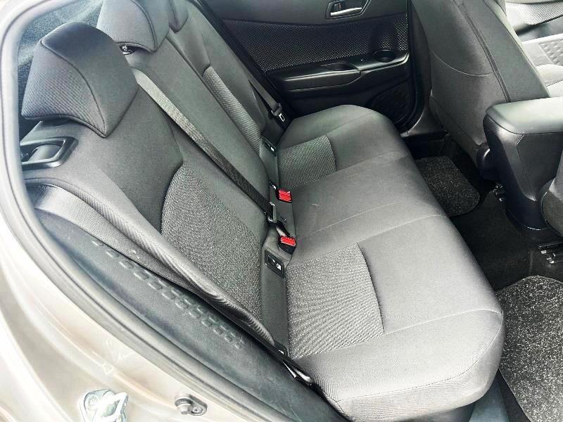 Toyota C-HR 1.8 Hybrid E-CVT Active