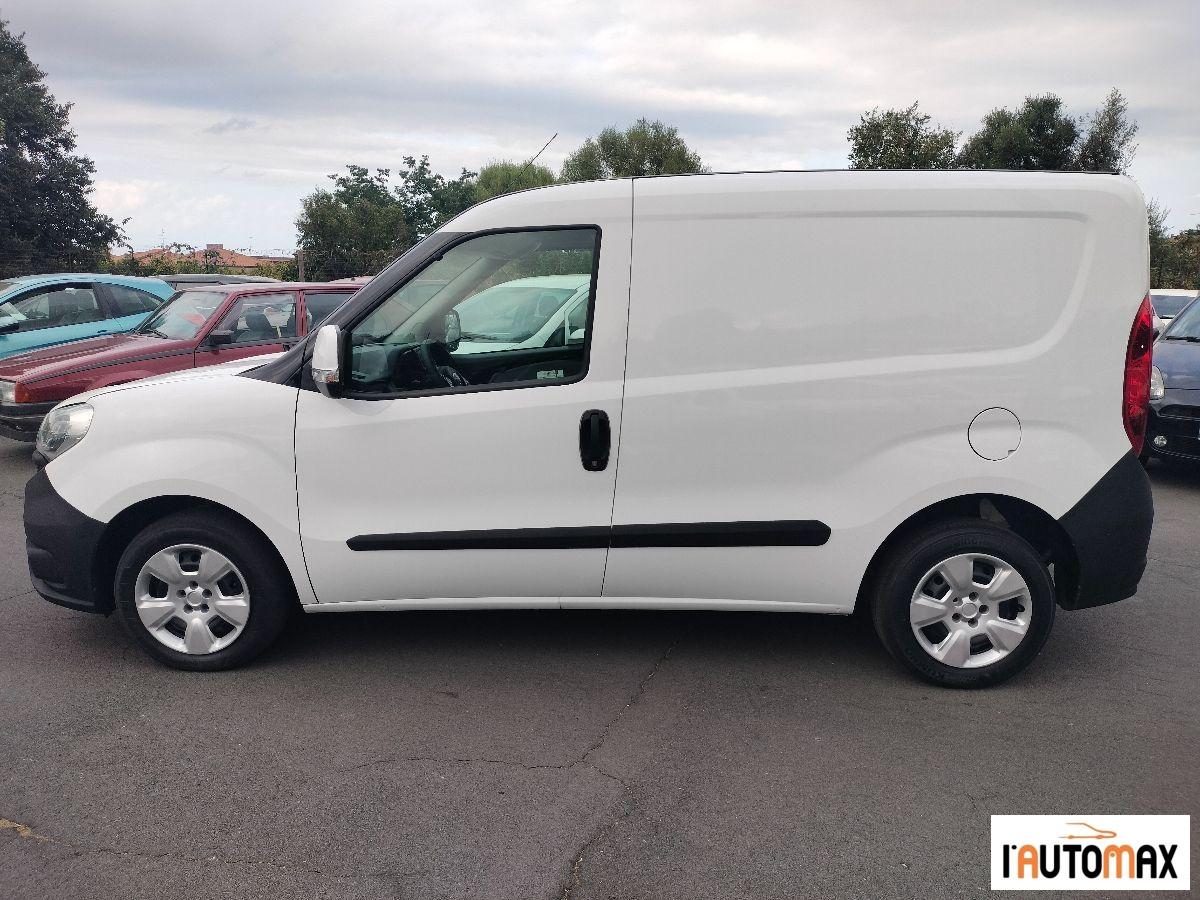 FIAT - DoblÃ² Cargo 1.3 mjt 16v SX 95cv 3p.ti