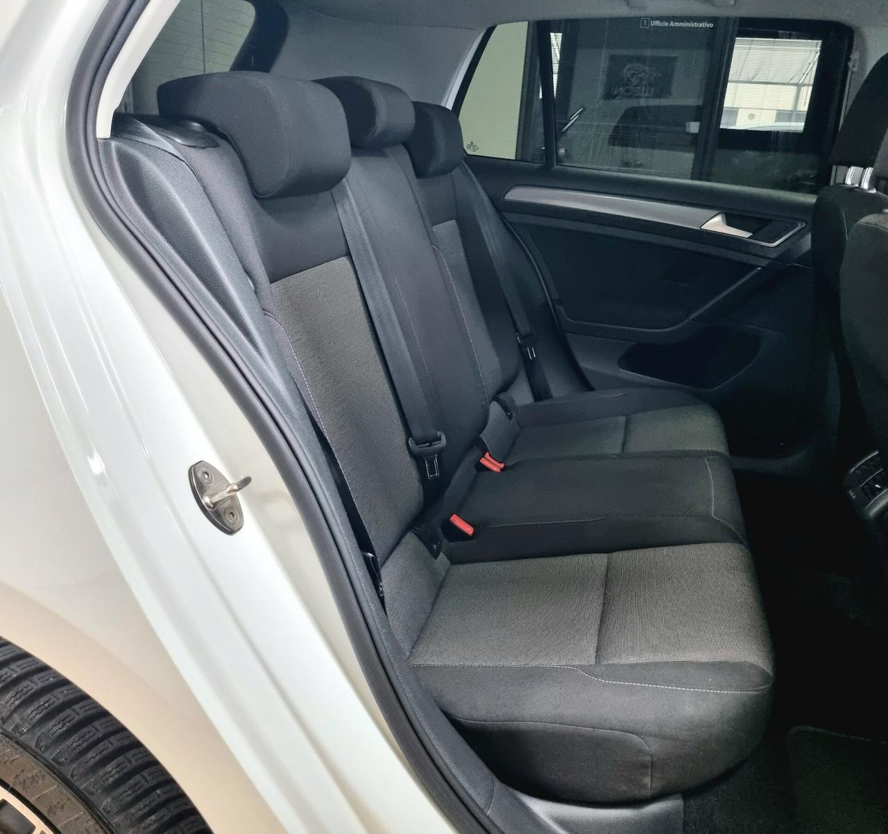 VOLKSWAGEN GOLF 1.6 TDI 90CV TECH&SOUND