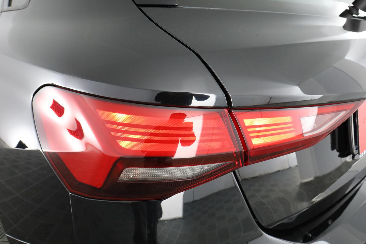 AUDI A3 4ª serie A3 SPB 30 TFSI S tronic Business