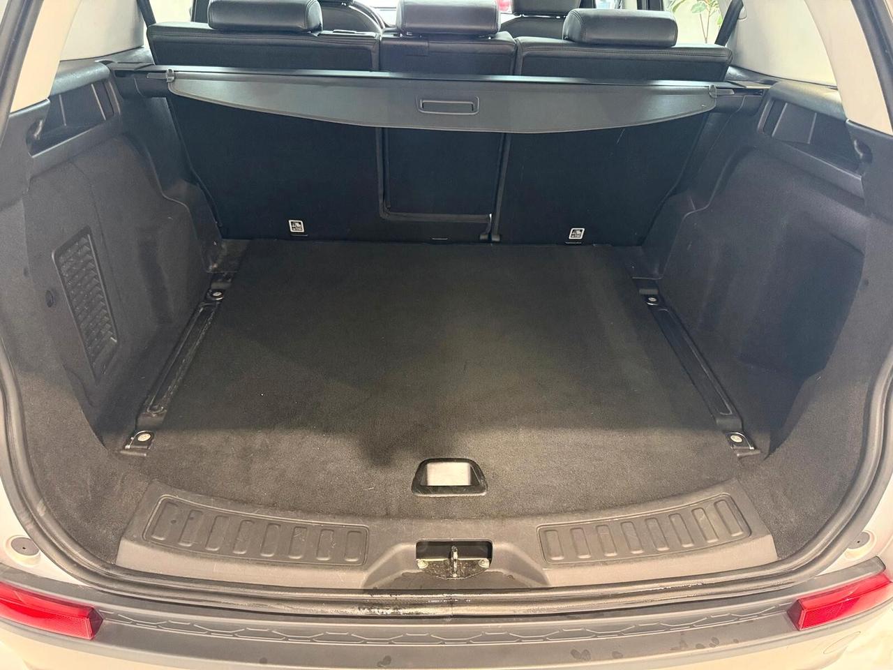 Land Rover Discovery Sport 2.0 TD4 180 CV HSE