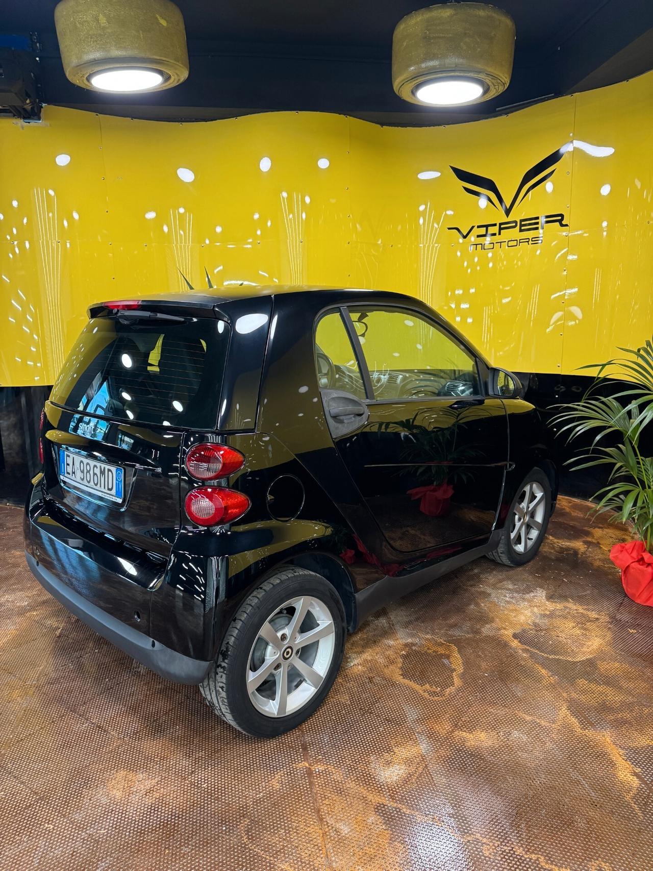 Smart ForTwo 1000 62 kW coupé pulse