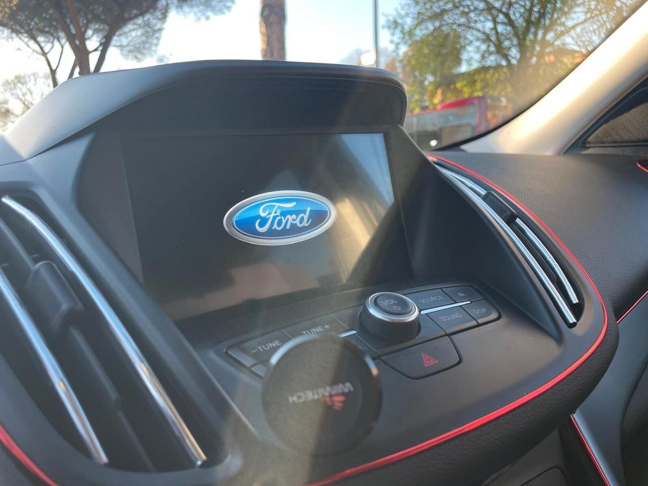 Ford Kuga 2.0 TDCI 120 CV S&S 2WD ST-Line