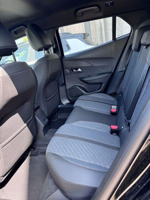 Peugeot 2008 Allure Hybrid 1