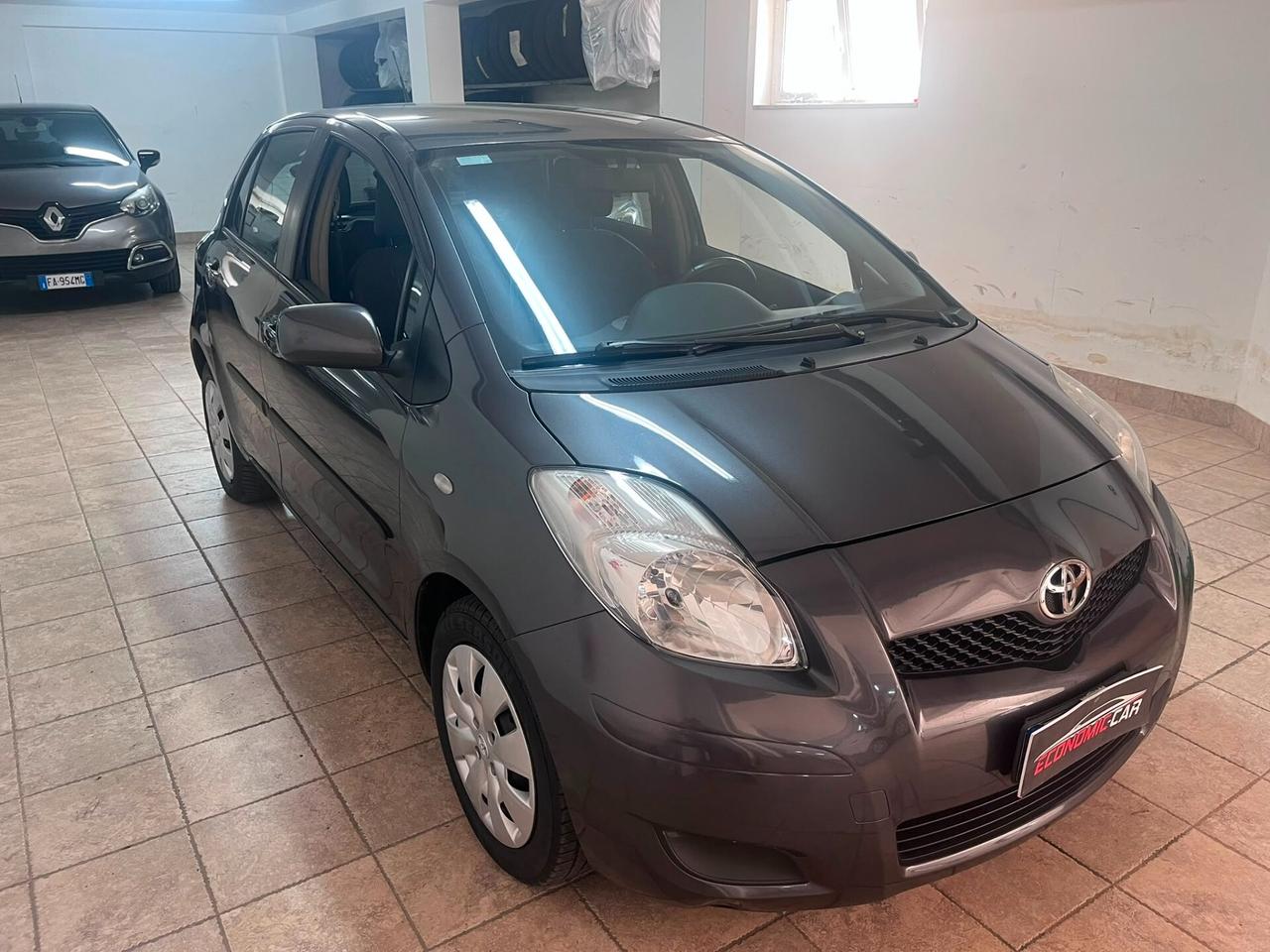 Toyota Yaris 1.3 5 porte Sol