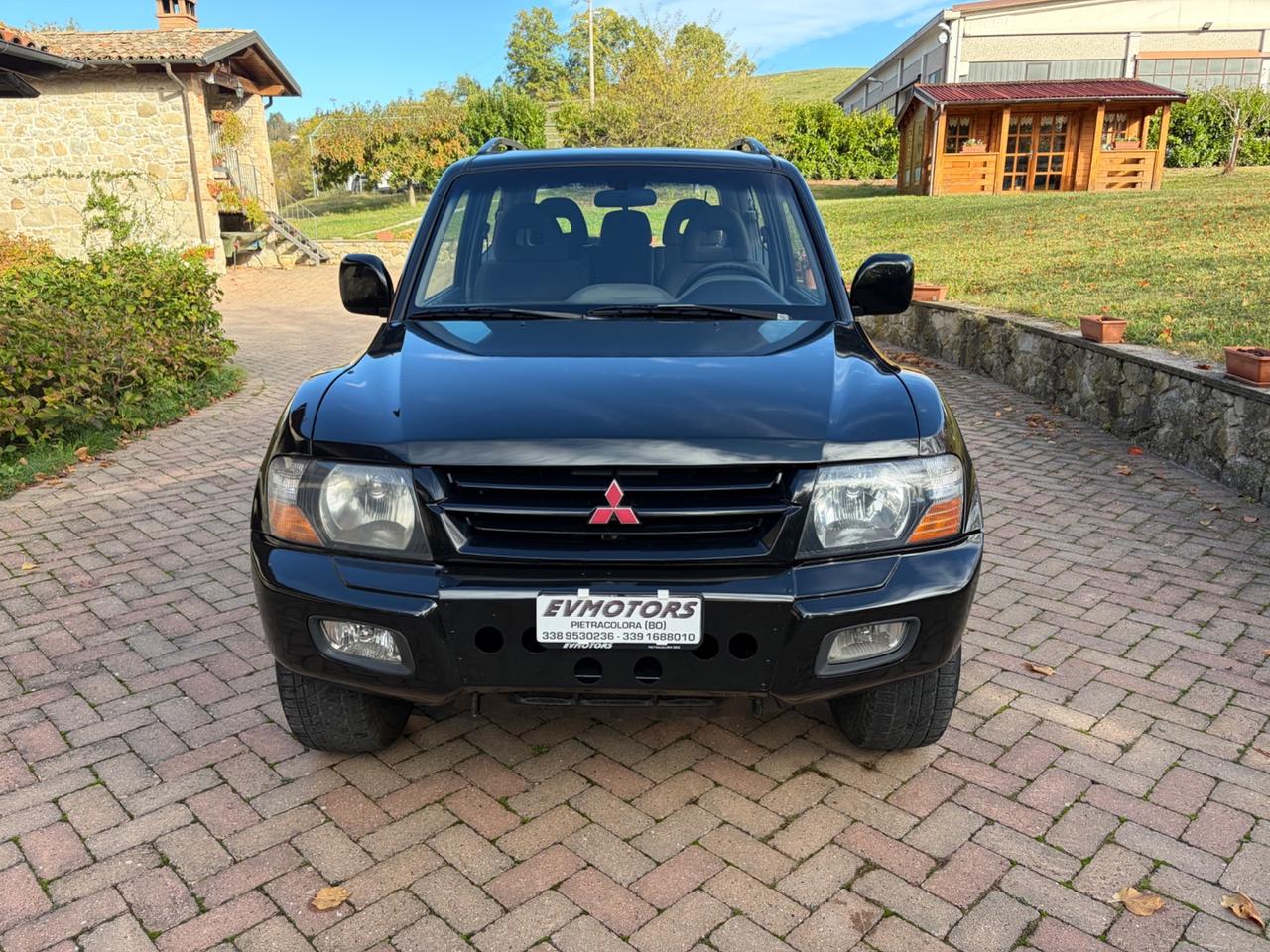 Mitsubishi Pajero 2.5 TDI 3p. GLS1
