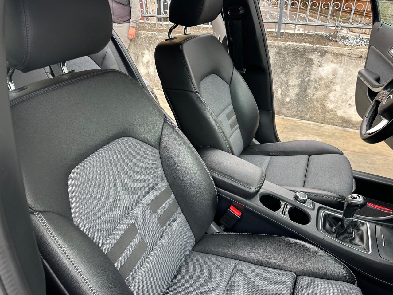 Mercedes-benz GLA 180 d Business