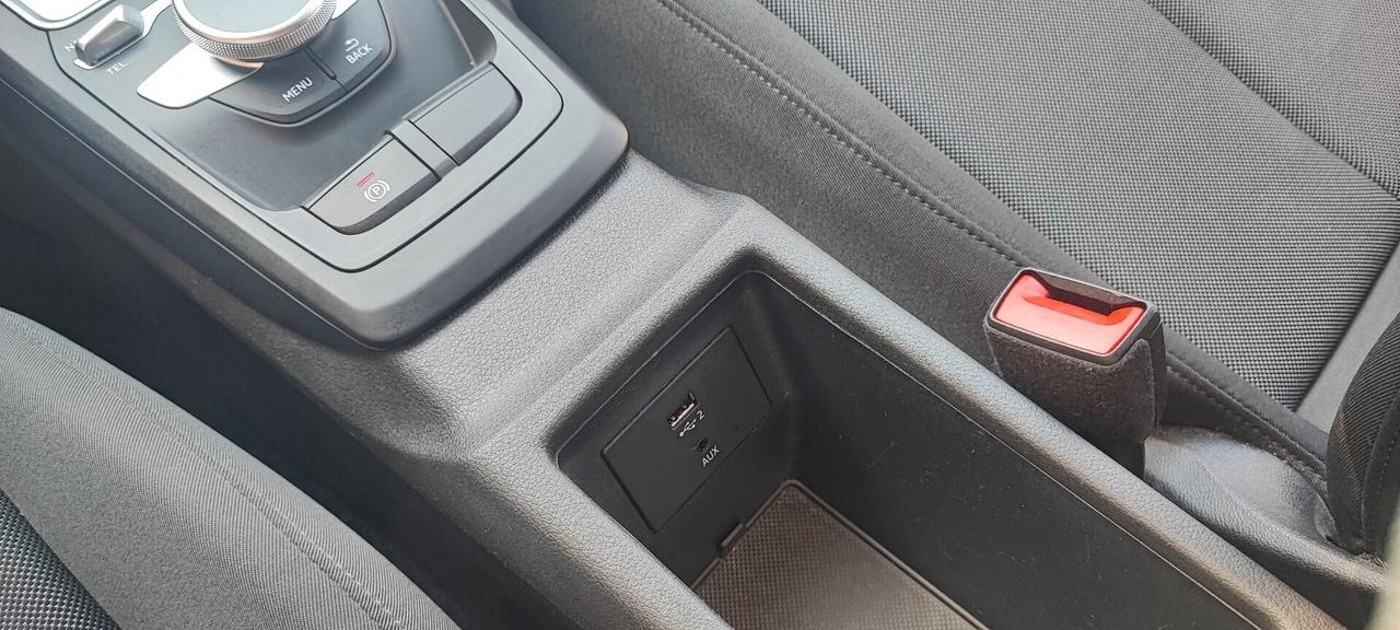 Audi Q2 30 TDI con led virtual cockpit 2022
