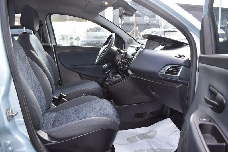 Lancia Ypsilon Ypsilon 1.0 FireFly 5 porte S&S Hybrid Gold Plus