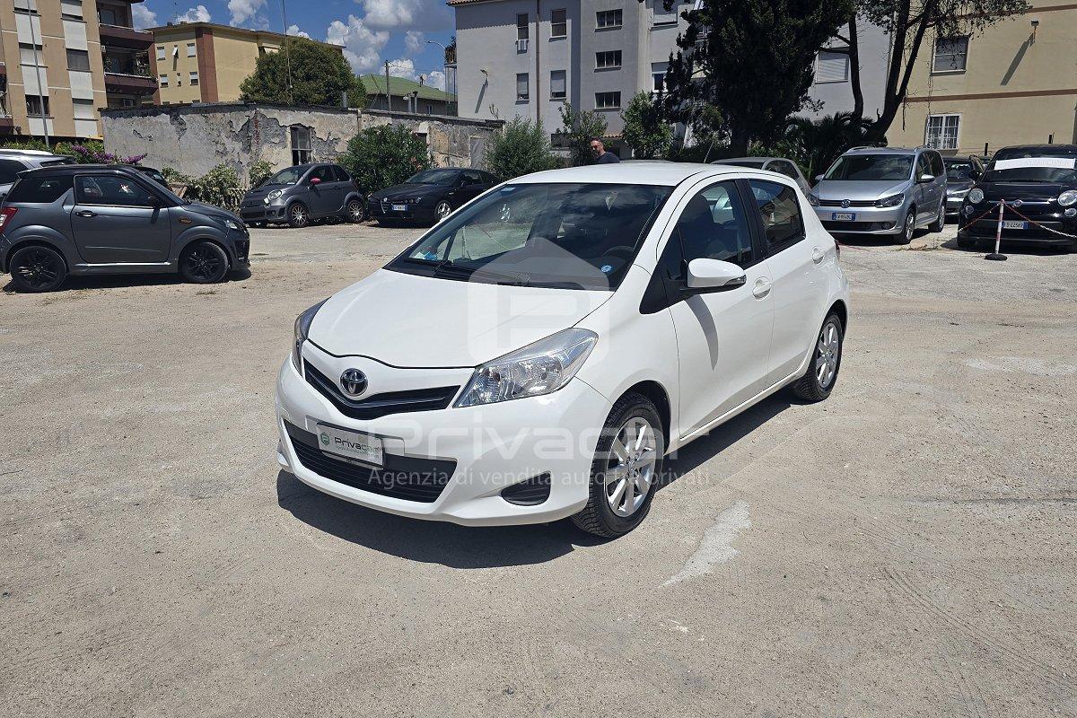 TOYOTA Yaris 1.0 5 porte