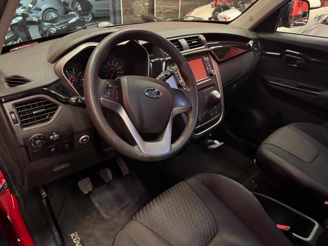 Mahindra KUV100 1.2 VVT M-Bifuel(GPL) K6+