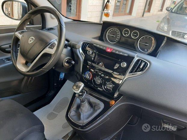 LANCIA Ypsilon 0.9 TwinAir 85CV Metano Ecochic G