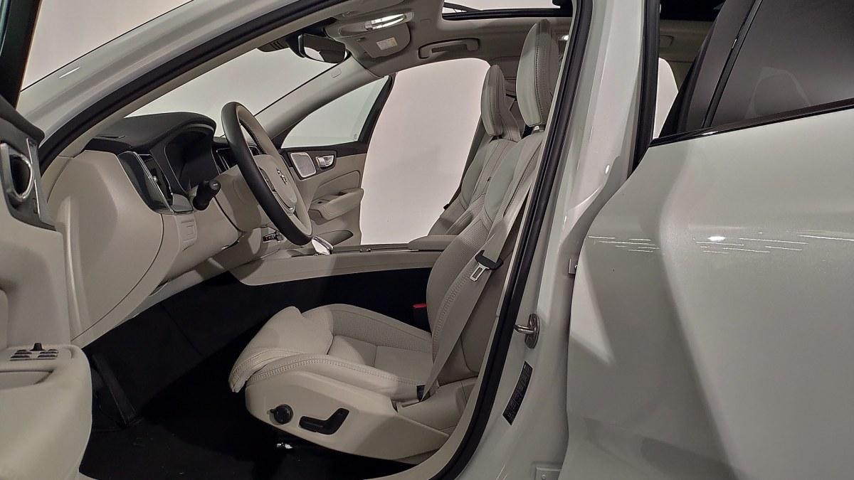VOLVO Xc60 T8 Recharge Plug-In Hybrid Awd Aut. Ultimate Dark