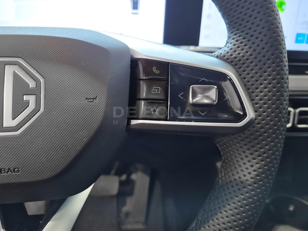 Mg HS 1.5 phev luxury