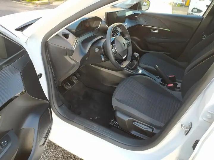 Peugeot 208 PureTech Active