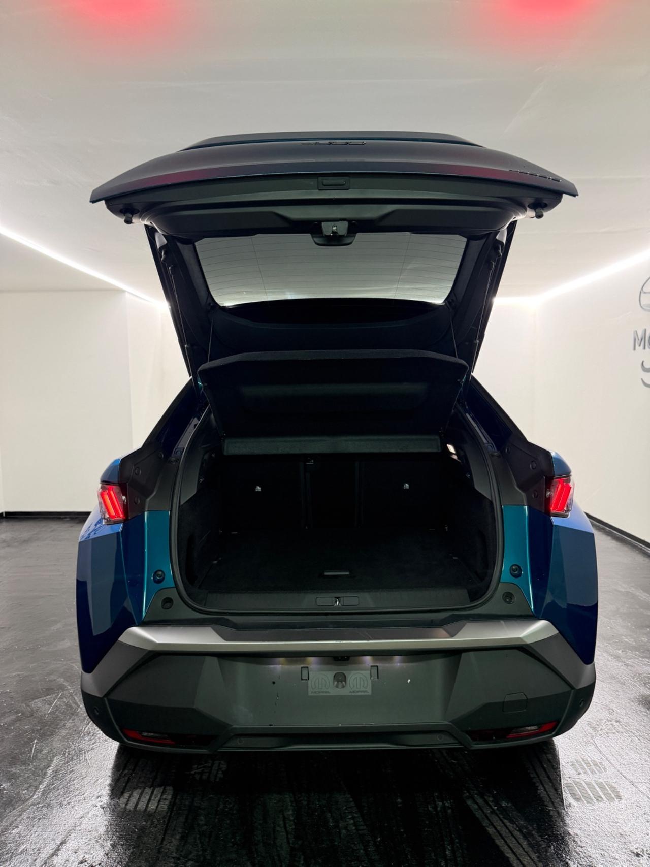 PEUGEOT 3008 FULL HYBRID (anno 2025)