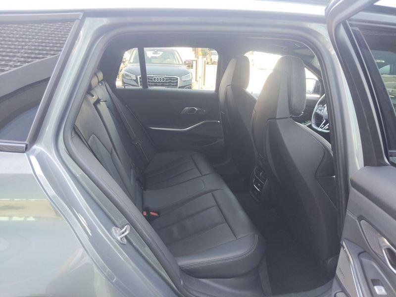 BMW M3 Touring M3 Competition xDrive Touring auto