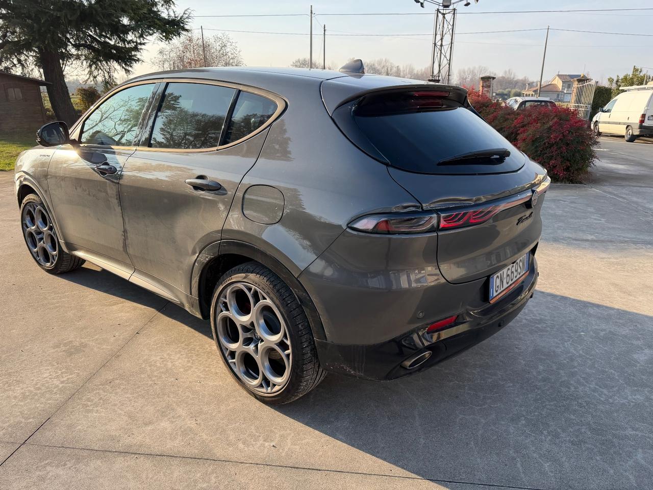 Alfa Romeo Tonale 1.3 280 CV PHEV AT6 Q4 Tributo Italiano