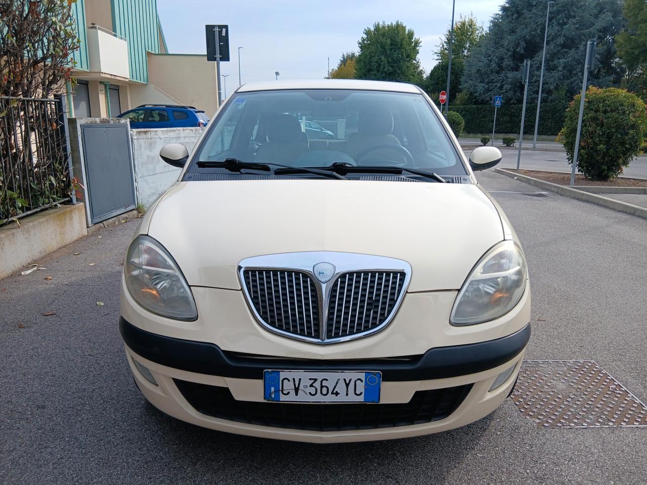 Lancia Ypsilon 1.2 Argento Unico proprietario