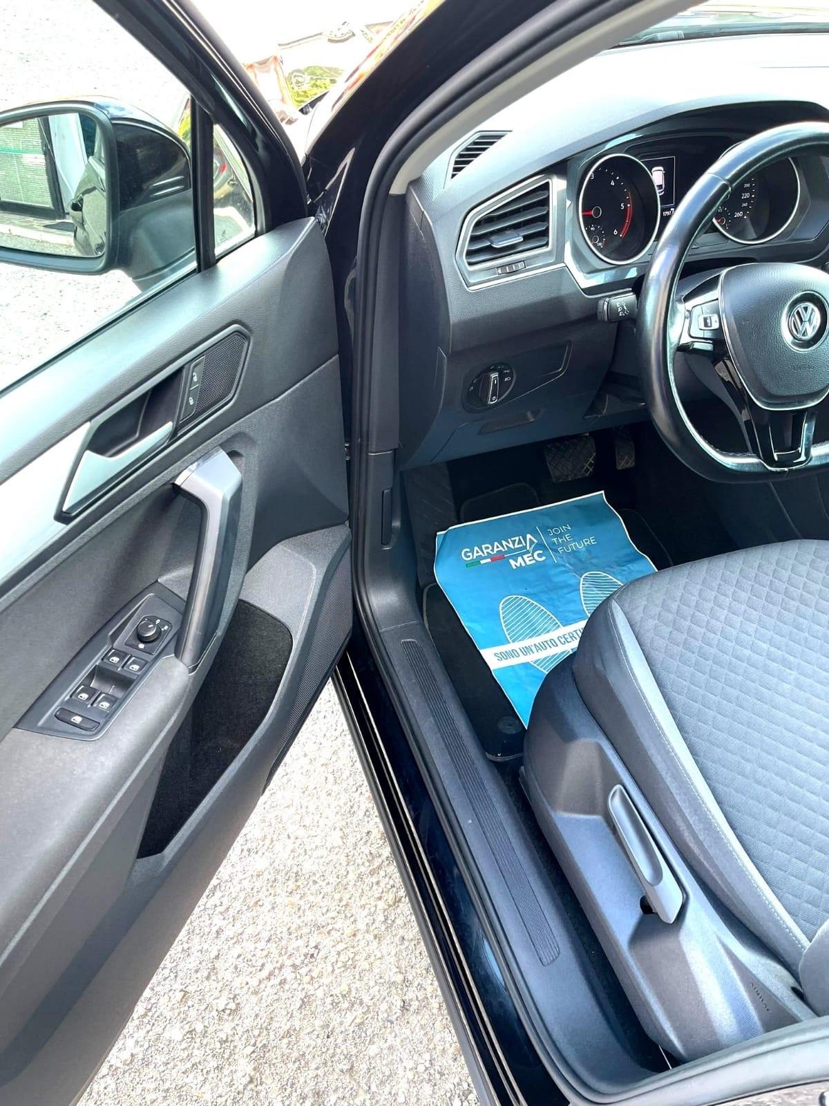 Volkswagen Tiguan-AUTOMATICA-GARANZIA-PERMUTO