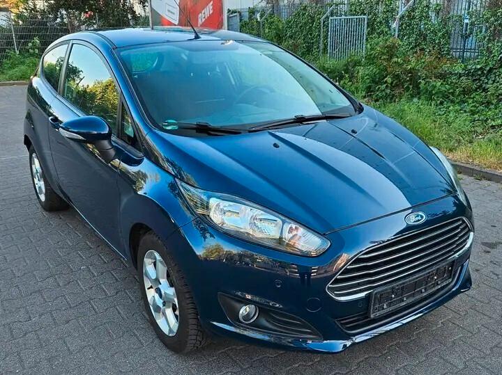 Ford Fiesta 1.0 80CV 3 porte Titanium OK NEO PATENTATI