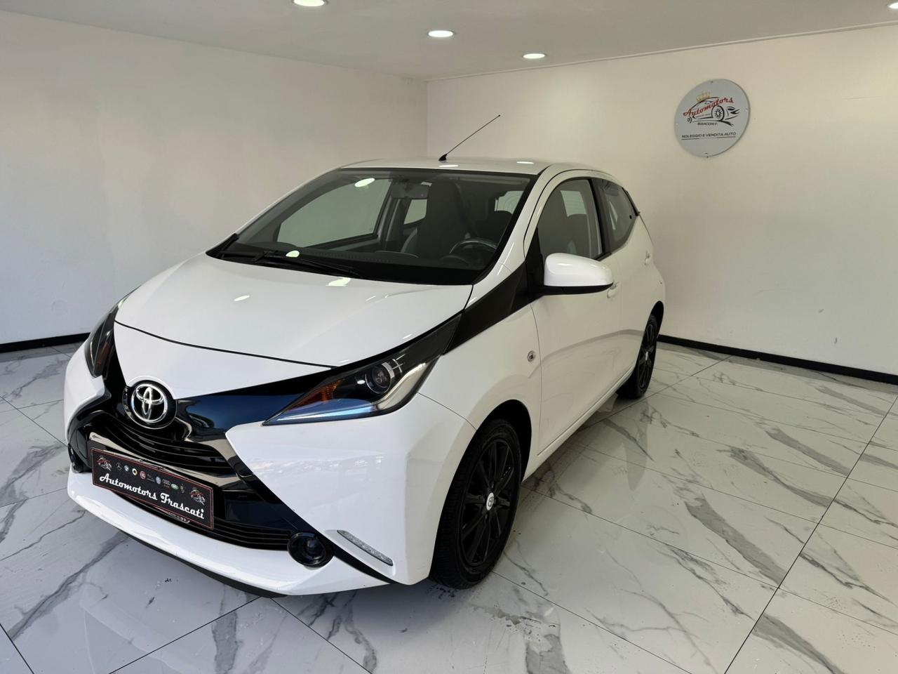 Toyota Aygo 1.0 VVT-i 69 CV 5 porte -TELECAMERA-GARANTITA-2017