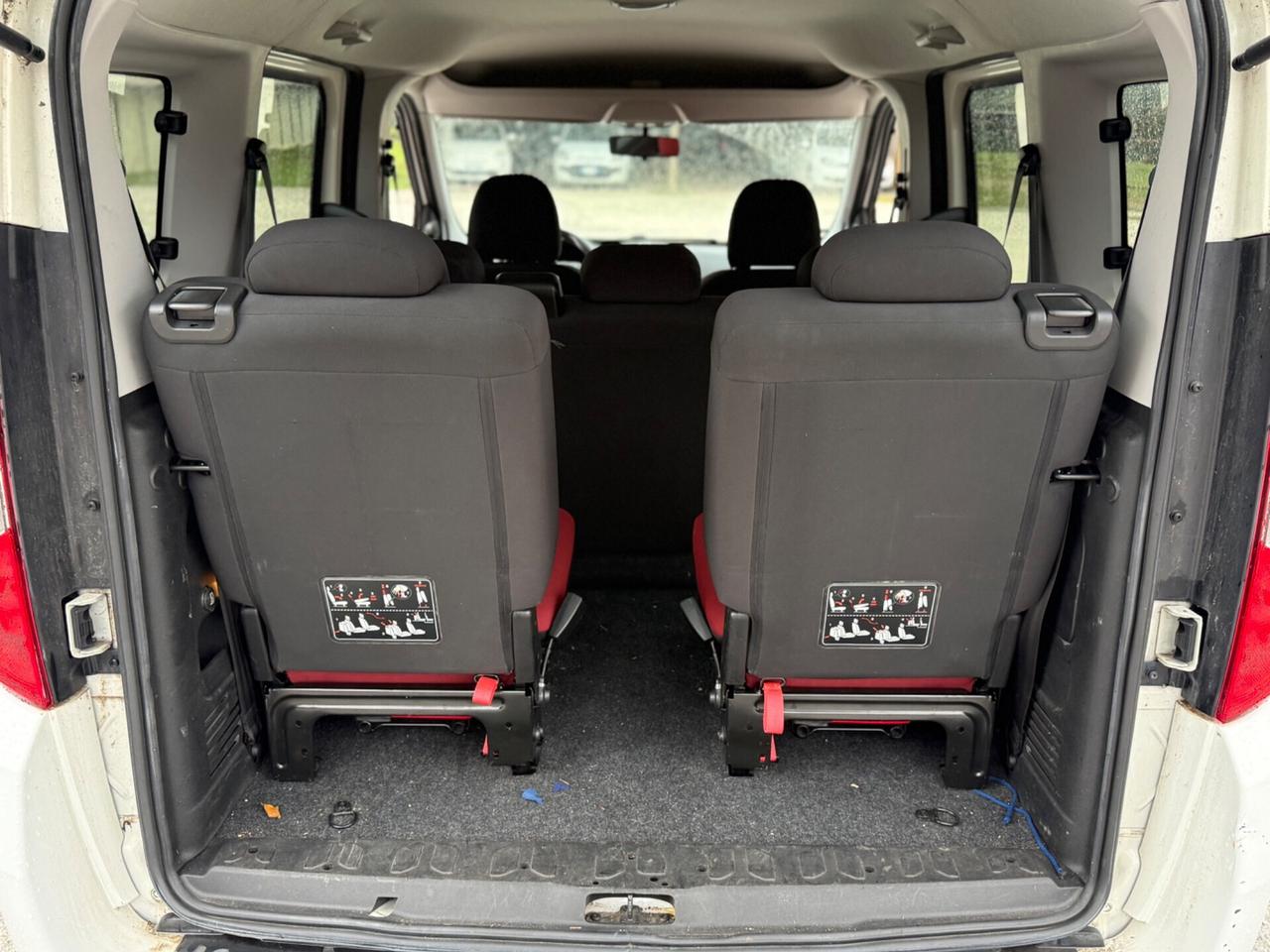 Fiat Doblo 7 posti 1.4 natural power 90mila KM