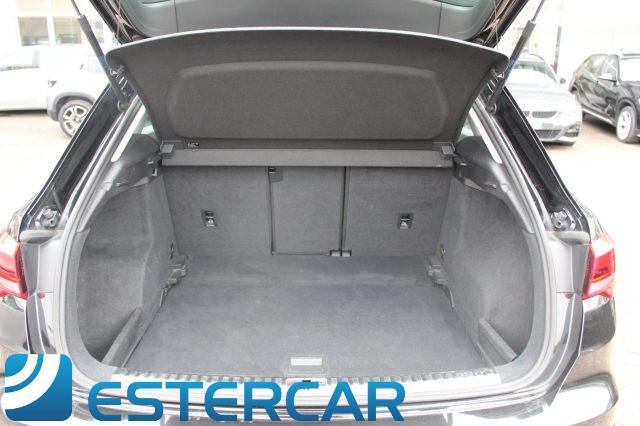 AUDI Q3 35 TDI S tronic Business Advanced