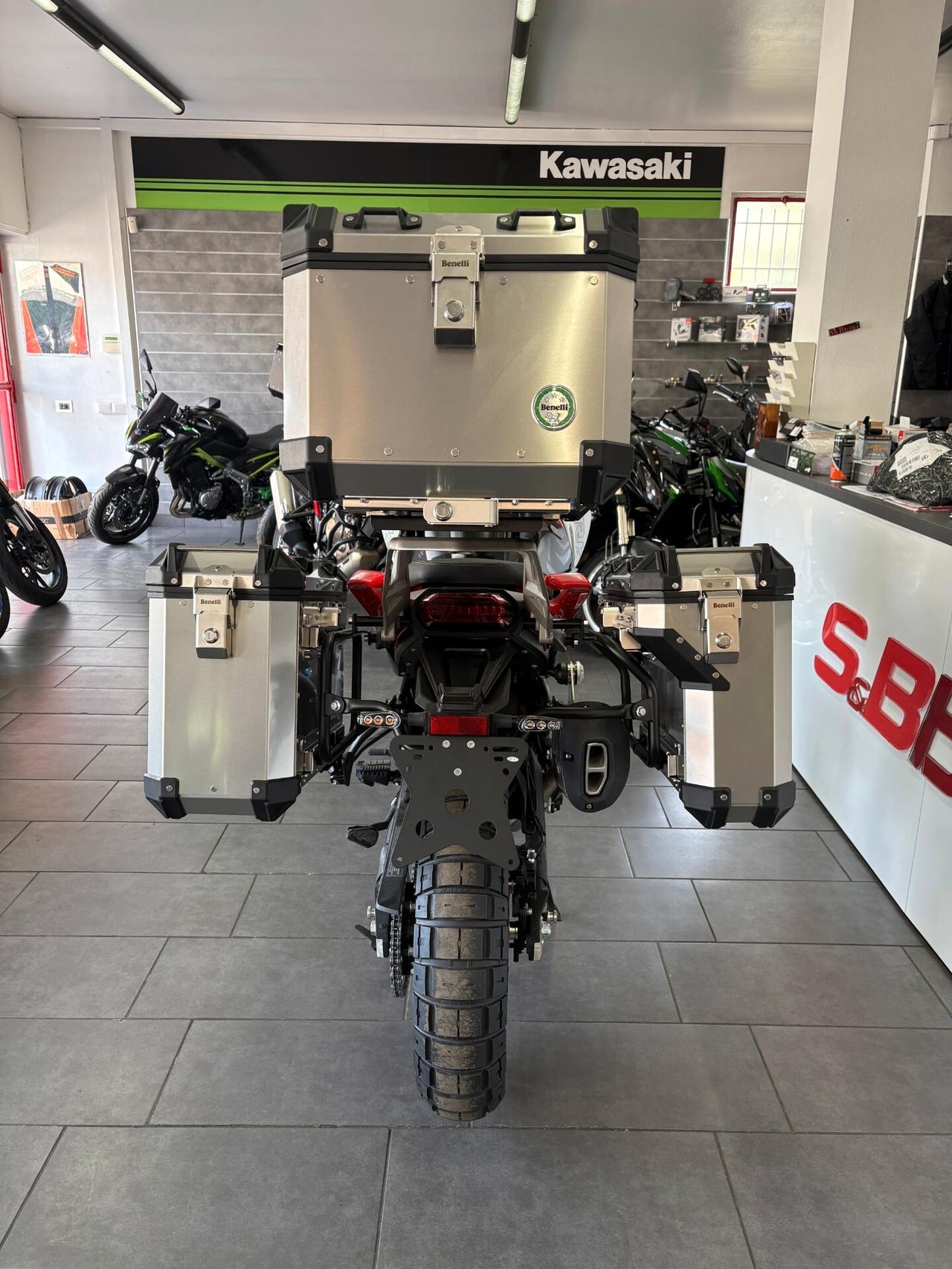 Benelli TRK 702 X - 2025